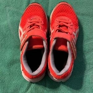 ⭐️2/$15 ASICS Kids Orange/Red Athletic Shoes